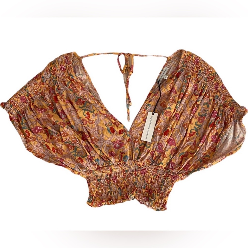 Cupcakes and Cashmere Cute Flowy Crop
